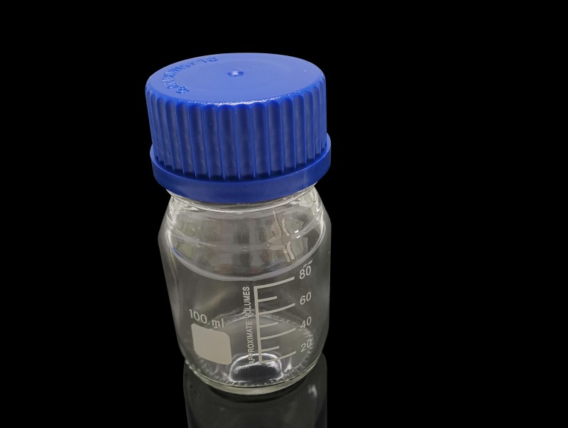 蓝瓶钙塑料瓶图片